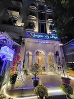 Saigon By Night Luxury Hotel