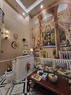 Saigon By Night Luxury Hotel