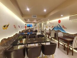 Saigon By Night Luxury Hotel