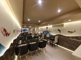 Saigon By Night Luxury Hotel