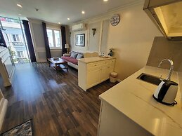 Saigon By Night Luxury Hotel