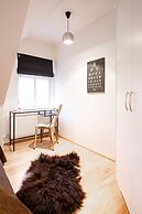 Akureyri Central House