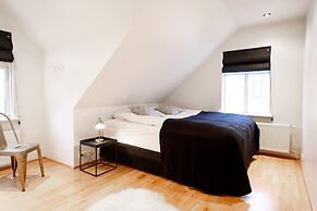 Akureyri Central House