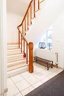 Akureyri Central House