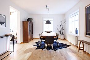 Akureyri Central House