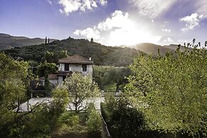 Zante 5 bedroom Villa with private pool and basketball court