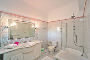 Zante 5 bedroom Villa with private pool and basketball court