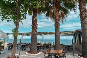 Assos Kayalar Blue Beach Hotel