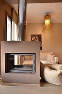 Forest Suites Boutique Hotel