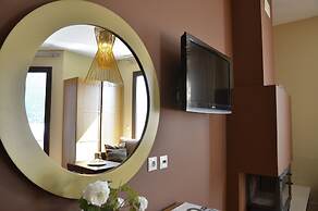 Forest Suites Boutique Hotel