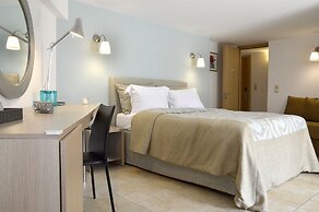 Forest Suites Boutique Hotel