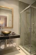 Forest Suites Boutique Hotel