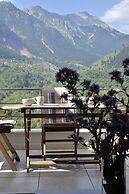 Forest Suites Boutique Hotel