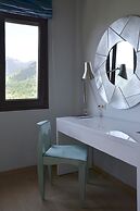 Forest Suites Boutique Hotel