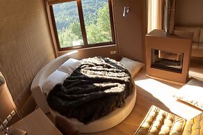 Forest Suites Boutique Hotel