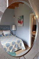 Forest Suites Boutique Hotel