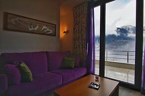 Forest Suites Boutique Hotel