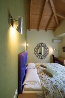 Forest Suites Boutique Hotel