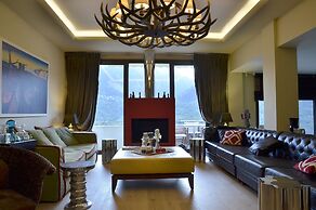 Forest Suites Boutique Hotel