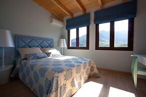 Forest Suites Boutique Hotel