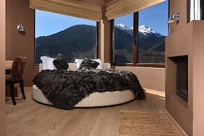 Forest Suites Boutique Hotel