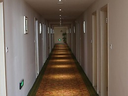 GreenTree Alliance Suzhou Zhangjiagang Huachang Road Bus Station Hotel