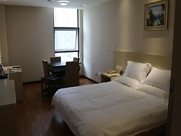 GreenTree Alliance Suzhou Zhangjiagang Huachang Road Bus Station Hotel