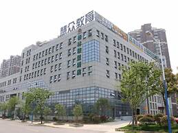 GreenTree Alliance Suzhou Zhangjiagang Huachang Road Bus Station Hotel