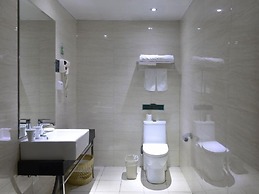 GreenTree Alliance Suzhou Zhangjiagang Huachang Road Bus Station Hotel