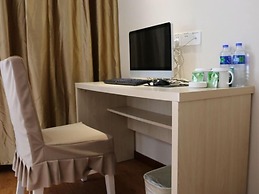 GreenTree Alliance Suzhou Zhangjiagang Huachang Road Bus Station Hotel