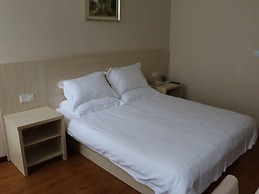 GreenTree Alliance Suzhou Zhangjiagang Huachang Road Bus Station Hotel