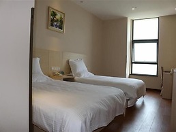 GreenTree Alliance Suzhou Zhangjiagang Huachang Road Bus Station Hotel