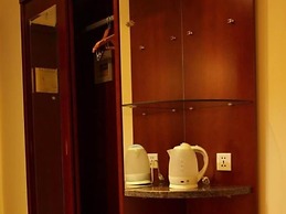 GreenTree Inn Suzhou Taiping Town High-speed North Station Express Hot