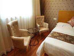 GreenTree Inn Zhuhai Light Rail Pearl Station Express Hotel