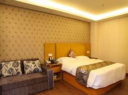 GreenTree Inn Zhuhai Light Rail Pearl Station Express Hotel