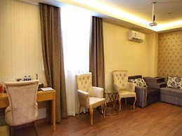 GreenTree Inn Zhuhai Light Rail Pearl Station Express Hotel