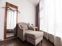 Vatica Shanghai Jiading District Anting Metro Station Volkswagen Facto