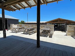 Canyon Lakeview Resort