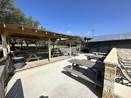 Canyon Lakeview Resort