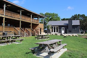 Canyon Lakeview Resort