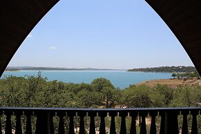 Canyon Lakeview Resort