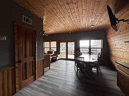 Canyon Lakeview Resort