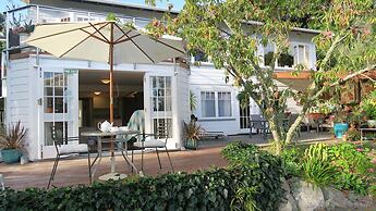 Ah House Nelson City B&B