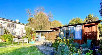 Ah House Nelson City B&B