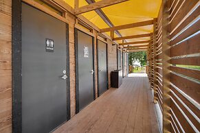 Under Canvas Mount Rushmore