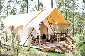 Under Canvas Mount Rushmore