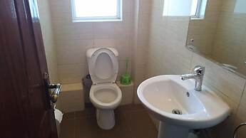 Tomax Apartments Brooks