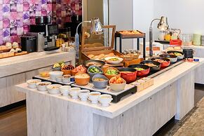 JR WEST GROUP  VIA INN UMEDA