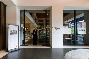 NowHere Boutique Suites at EST KL Sentral