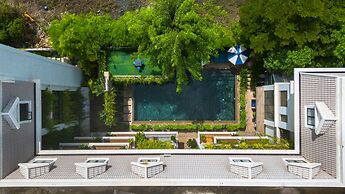 Bayon Modern Residence